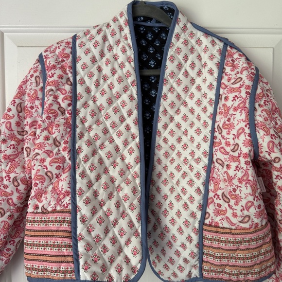 Reversible Quilted Cropped Patterned Jacket - Picture 13 of 13
